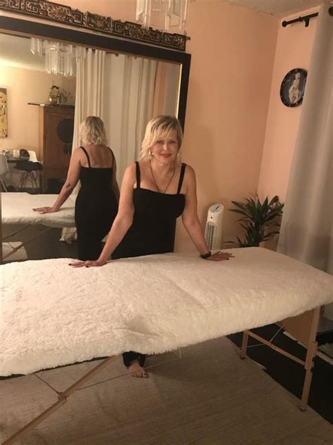 Intimate massage Find a prostitute Saksaul skiy